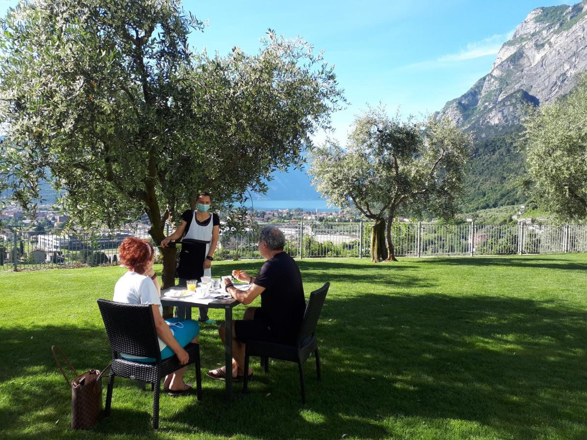 Maso Tobel Riva Del Garda Villa ภายนอก รูปภาพ